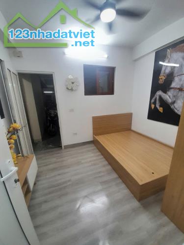 Bán căn CCMN 2 ngủ ngõ Đại Đồng, Khâm Thiên, Đống Đa 50m, phôi sổ riêng giá 1.6 tỷ - 2
