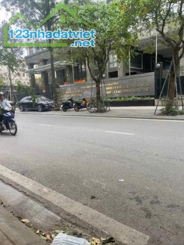 BÁN NHÀ QUÁN THÁNH 110M 4 TÀNG MẶT TIỀN 5.4M 3 THOÁNG GÀN HỒ GIÁ 36 TỶ 0336212066 - 2