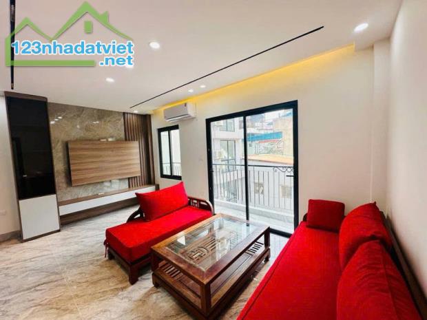 SIÊU PHẨM TÔN ĐỨC THẮNG– ĐỐNG ĐA– 7 TẦNG THANG MÁY– MẶT TIỀN KHỦNG– FULL NỘI THẤT– 13.4 TỶ