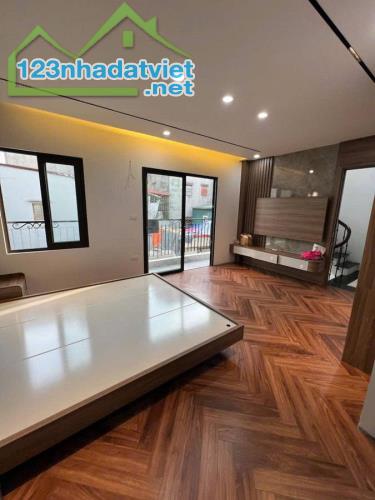 SIÊU PHẨM TÔN ĐỨC THẮNG– ĐỐNG ĐA– 7 TẦNG THANG MÁY– MẶT TIỀN KHỦNG– FULL NỘI THẤT– 13.4 TỶ - 5