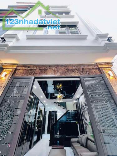 Bán nhà Hồ Tùng Mậu Lô góc gần phố 6 tầng DT 45m giá 9 tỷ