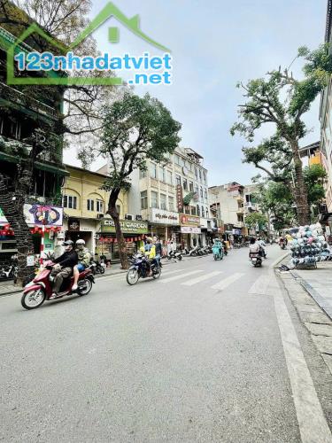 BÁN NHÀ MẶT PHỐ HÀNG CÓT. HOÀN KIẾM. 50M2 5 TẦNG MT 13M GIÁ 51 TỶ- VỊ TRÍ ĐẮC ĐỊA - LÔ