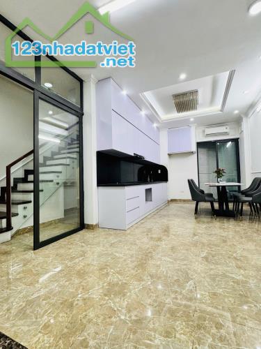 Doãn Kế Thiện, Cầu Giấy - Phân Lô, Gara, 74m2 x 5 Tầng, MT 4m, Giá 14 Tỷ LH: 0888758369 - 4