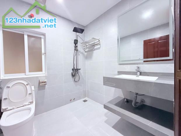 NHỈNH 9 T.Ỷ CÓ NGAY 🏡 - HÀNG XÓM MARIOT 55M2 -  VÀI BƯỚC RA ÔTÔ- FULL NỘI THẤT XỊN - 4