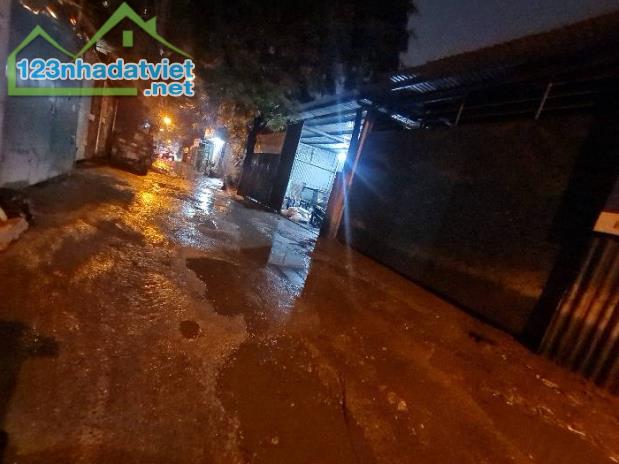 Cần bán nhà Bùi Xương Trạch 53m2 - nhà cấp 4 - 2,6 tỷ