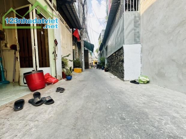 🌹 DT 65M2, H154 ÂU DƯƠNG LÁN, P3, QUẬN 8. CÓ SÂN RỘNG. KHU VỰC YÊN TĨNH.CHỈ 4.7 TỶ