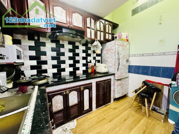 🌹 DT 65M2, H154 ÂU DƯƠNG LÁN, P3, QUẬN 8. CÓ SÂN RỘNG. KHU VỰC YÊN TĨNH.CHỈ 4.7 TỶ - 2