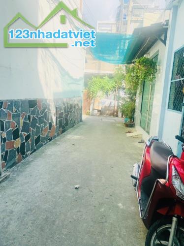 🌹 DT 65M2, H154 ÂU DƯƠNG LÁN, P3, QUẬN 8. CÓ SÂN RỘNG. KHU VỰC YÊN TĨNH.CHỈ 4.7 TỶ - 5