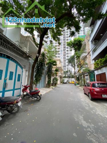 Bán nhà mặt tiền gần nhà ga T3 đường Nhất Chi Mai, (5 x 15m), trệt 4 lầu, ngay chợ sầm uất