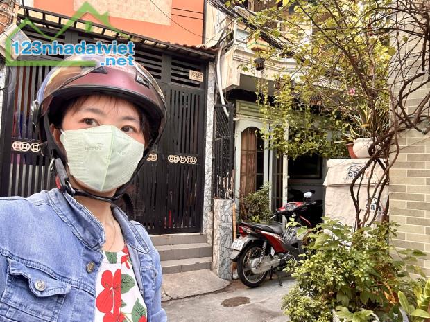 CHỦ NGỘP GIÁ NÊN NHIỆT BÁN - VÍP NHA KHU QUẬN 4 KIẾM NHÀ HƠN 4 TỶ MÀ ĐẸP THÌ KHÓ - NHÀ 4 - 4