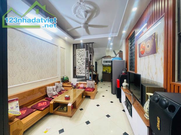 NHÀ ĐẸP PHƯƠNG CANH - 3 MẶT THOÁNG - 3