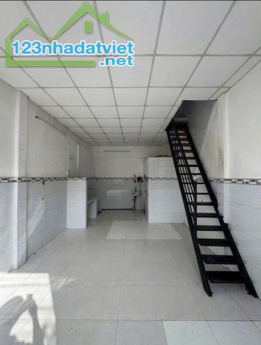 CẦN TIỀN BÁN GẤP – NHÀ C4 THỔ CƯ – ĐƯỜNG XE 16 CHỖ – 680 TRIỆU