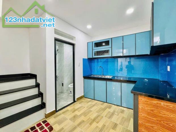 Kẹt tiền chủ cần bán nhanh căn nhà đường Nguyễn Văn Thương, P.25, Quận Bình Thạnh. Giá chỉ - 1