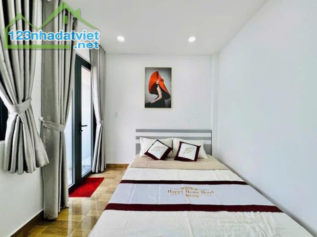 Kẹt tiền chủ cần bán nhanh căn nhà đường Nguyễn Văn Thương, P.25, Quận Bình Thạnh. Giá chỉ - 4