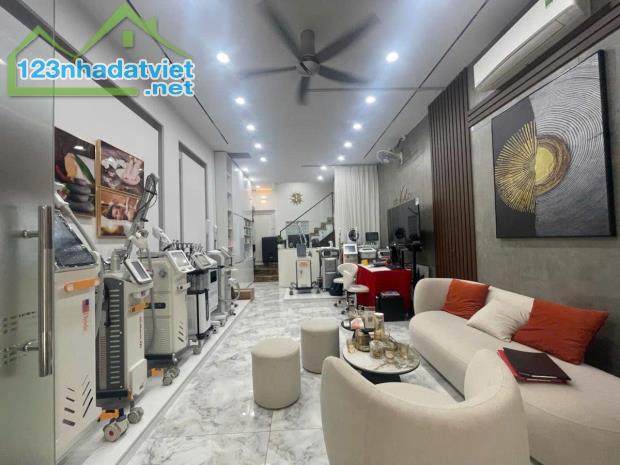 Bán Nhà Giải Phóng, Hoàng Mai 41m2 x 5T x MT 4,2m - 15,4 Tỷ - 1