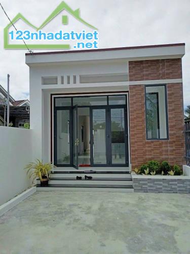 Bán Nhà 110m2 xã Tân Phú Trung, full Thổ giá 700tr có SHR