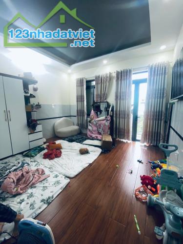 Siêu Phẩm Liên Khu 4-5 gần chợ Bình Thành hẻm 7m thông 68m2,4Tầng Nhỉnh 5 tỷ - 3