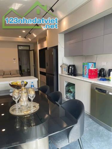 BÁN NHÀ MẶT PHỐ TRẦN DUY HƯNG – 98M², 8 TẦNG, THANG MÁY, SỔ ĐỎ HOA HẬU - 1