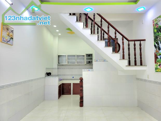 GẤP! NHÀ 2 TẦNG CHỈ 690 TRIỆU NGAY XÃ XUÂN THỚI THƯỢNG, HÓC MÔN – 2PN 2WC - 5