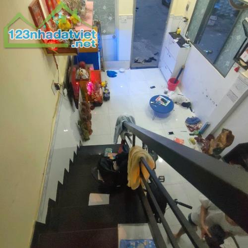 CHÍNH CHỦ CẦN BÁN GẤP – NHÀ 3 LẦU GIÁ CHỈ 3 TỶ – HẺM XE HƠI ÂU CƠ – KHÔNG MUA PHÍ CẢ ĐỜI! - 3
