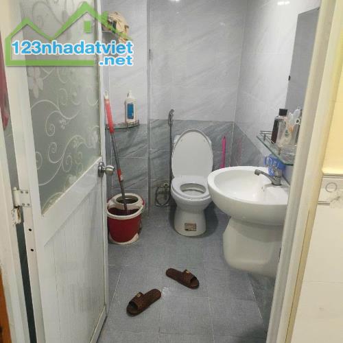 CHÍNH CHỦ CẦN BÁN GẤP – NHÀ 3 LẦU GIÁ CHỈ 3 TỶ – HẺM XE HƠI ÂU CƠ – KHÔNG MUA PHÍ CẢ ĐỜI! - 5