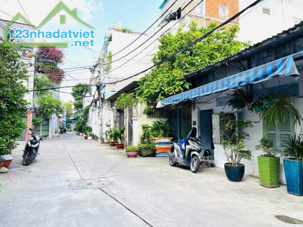 Bán Gấp nhà xây biệt thự Vườn Lài Tân Phú hẻm 8m 215m2 -2 tầng nhỉnh 19 tỷ