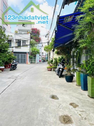 Bán Gấp nhà xây biệt thự Vườn Lài Tân Phú hẻm 8m 215m2 -2 tầng nhỉnh 19 tỷ - 1