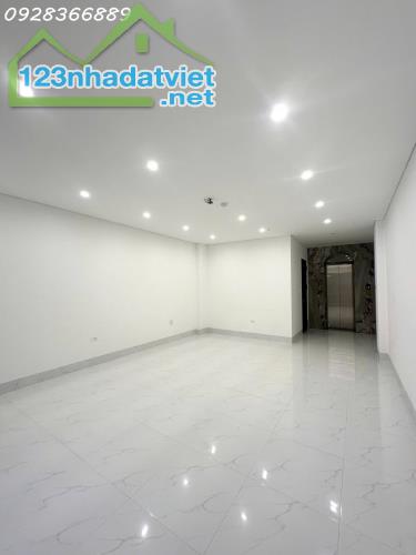 Cho thuê tầng 3 nhà số 155 Pháo Đài Láng, Đống Đa, Hà Nội - 1