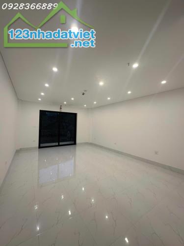Cho thuê tầng 3 nhà số 155 Pháo Đài Láng, Đống Đa, Hà Nội - 2
