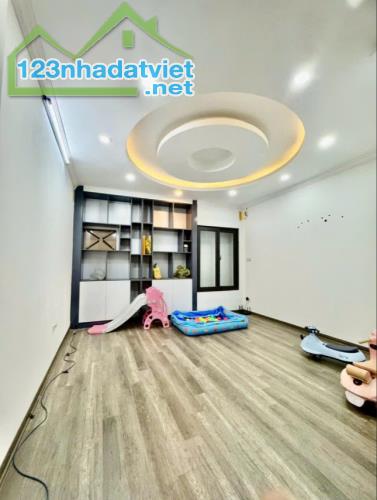Cần bán nhà trung tâm HM - 69m2x5 tầng - THANG MÁY - dân xây chắc chắn , ô tô vào tận nhà - 1