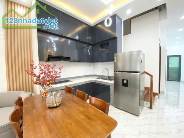 BÁN NHÀ GẦN CHỢ THẠCH ĐÀ - GÒ VẤP - 64M2 - GIÁ 5.2 tỷ - 2