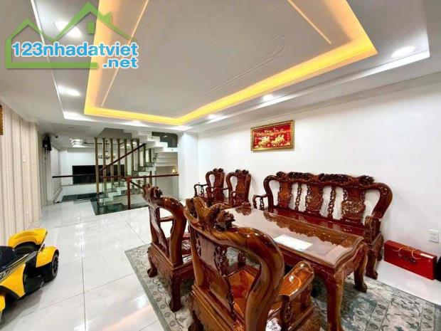 GẤP! Bán Nhà 5 Tầng, Hẻm Nhựa 10m, Thới An 16, Quận12-66m2-Gần Chợ, UBND-Giá Tốt Chỉ 6.6Tỷ - 2