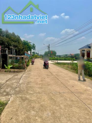 Chính Chủ Bán Đất 600m2 Có Thổ Cư 200m2 Ngay Khu Dân Cư Đông, Giá 670 triệu, Sổ sẵn. - 1