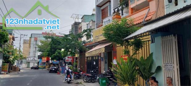 BÁN NHÀ MẶT TIỀN ĐƯỜNG 16M HUỲNH THỊ HAI QUẬN 12 - NHÀ CẤP 4, HƠN 115M2, NGANG GẦN 7M, - 1