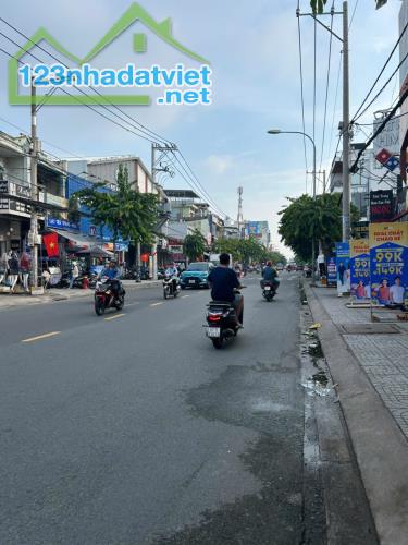 Mặt tiền kinh doanh siêu đẹp, Nguyễn Ảnh Thủ, Hóc Môn , 8m x 24m, giá chỉ nhỉnh 10 tỷ. - 2