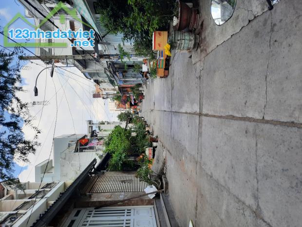 Bán nhà đẹp Nguyễn Quý Yêm 48m2 2 tầng mới tinh chỉ 5,2 tỷ - 3