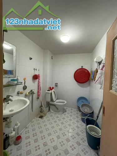 BÁN NHÀ GẦN PHỐ NGUYỄN CHÍ THANH – ĐỐNG ĐA, PHÂN LÔ Ô TÔ ĐỖ CỬA, NHÀ 4 TẦNG ĐẸP Ở NGAY. - 5