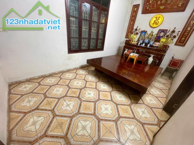 Bán nhà Xuân Đỉnh Bắc từ liêm diện tích 65m x 4 tầng.Mặt tiền siêu khủng 8m. GÍA 15,8 TỈ - 4