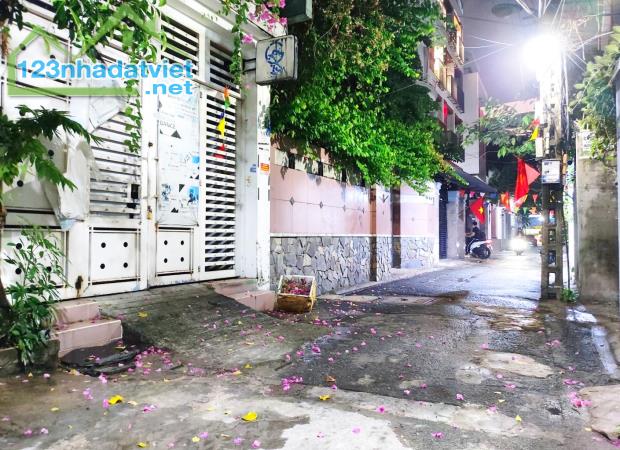 Bán nhà Phường 13 Tân Bình, Cộng Hoà, hẻm xe hơi, thu nhập 30tr/th, giá 10tỷ999