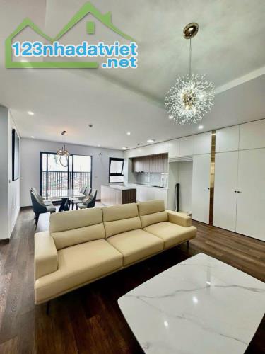 BÁN NHÀ ĐẸP TÂY SƠN – 47M² – 4 TẦNG – THIẾT KẾ HIỆN ĐẠI – CÁCH PHỐ CHỈ 50M – GIÁ 10.3 TỶ