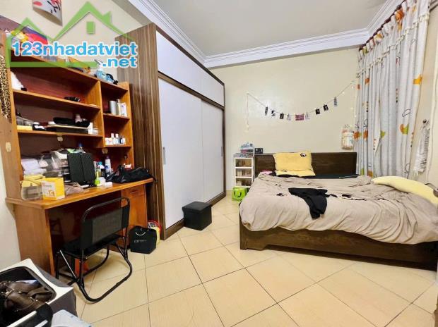 BÁN NHÀ TRONG NGÕ 180 NGUYỄN LƯƠNG BẰNG 30M² x 5 TẦNG PHÂN LÔ KINH DOANH – GIÁ 5.7 TỶ - 2