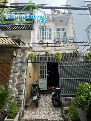 Bán nhà HXH đường số 8, P.11, Gò Vấp: 4 x 13, giá 5,5 tỷ