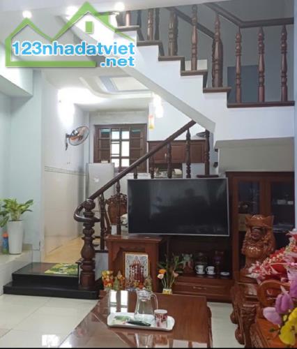 BÁN NHÀ HẺM 8M -PHẠM VĂN CHIÊU – 3 TẦNG KIÊN CỐ – 4PN – SỔ VUÔNG ĐẸP – GIÁ CHỈ 5.9 TỶ