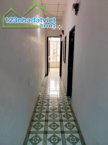 BÁN NHÀ MỚI  4.2 TỶ, HXH, 2 TẦNG, SÁT MẶT TIỀN, HOÀN CÔNG ĐỦ, NGAY TRƯỜNG CHINH,TÂN PHÚ - 2
