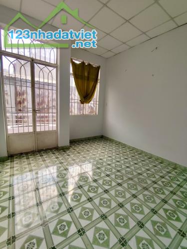 BÁN NHÀ MỚI  4.2 TỶ, HXH, 2 TẦNG, SÁT MẶT TIỀN, HOÀN CÔNG ĐỦ, NGAY TRƯỜNG CHINH,TÂN PHÚ - 3