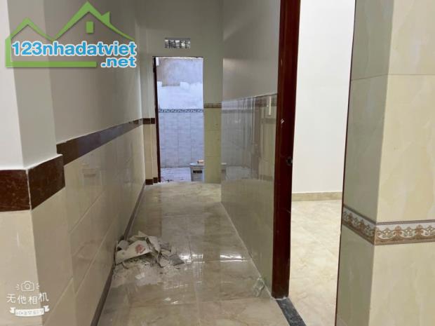 Bán nhà Trệt Lầu Đông Hòa,đường_Sân xe hơi,cách đường lớn chỉ 50m - 2
