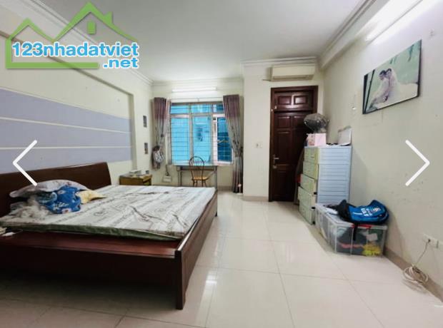 NÓNG HỔI!!BÁN NHÀ TT NAM TỪ LIÊM -42M-5T-CỬA OTO ĐỖ-TẶNG NỘI THẤT-KD - HƠN 10 TỶ - 2