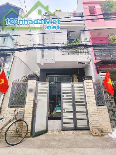 Bán nhà 1 lầu gần chợ Nguyễn Thị Tần Phường 2 Quận 8