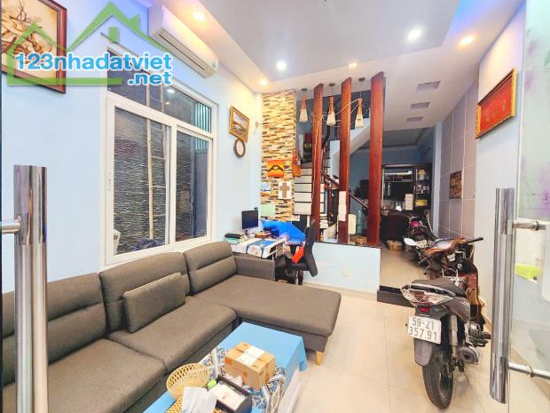 Bán nhà 1 lầu gần chợ Nguyễn Thị Tần Phường 2 Quận 8 - 1