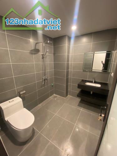 Bán nhà lô góc, mặt ngõ Giang Biên, Long Biên,ô tô, thang máy,49m2 6t mt 4.5m hơn 9 tỷ - 2